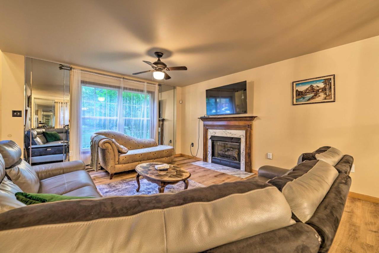 Spacious Tobyhanna Home With Lake Access And Fire Pit! Dış mekan fotoğraf