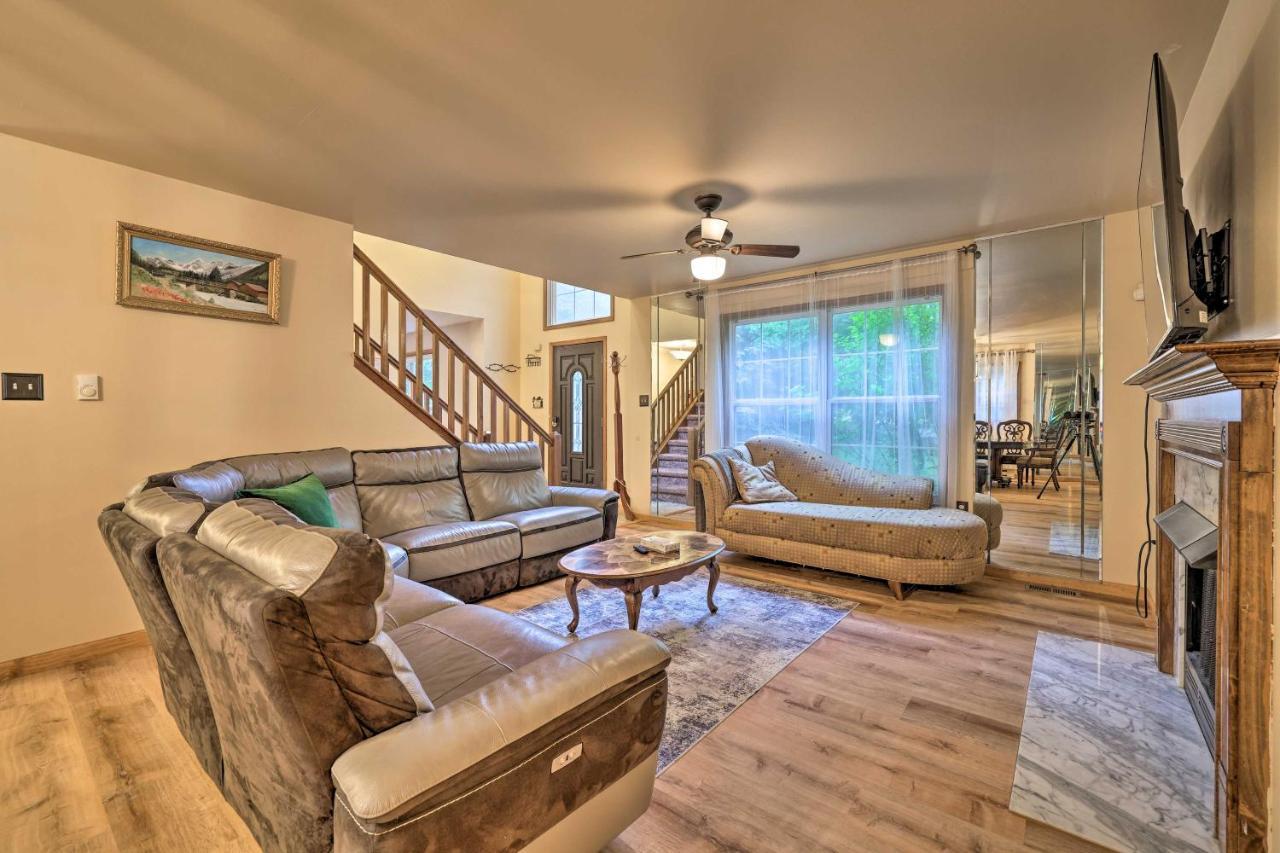 Spacious Tobyhanna Home With Lake Access And Fire Pit! Dış mekan fotoğraf
