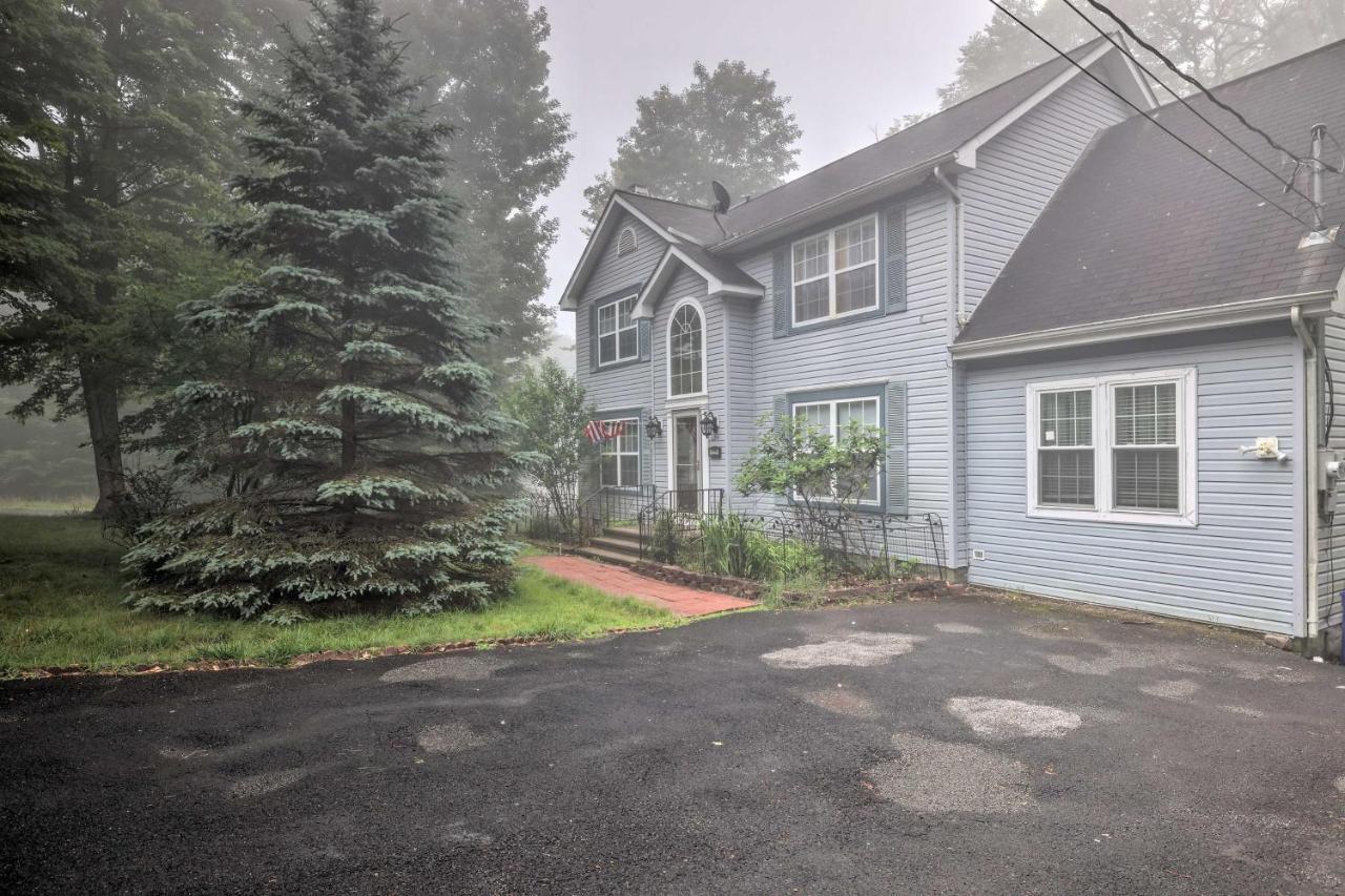 Spacious Tobyhanna Home With Lake Access And Fire Pit! Dış mekan fotoğraf